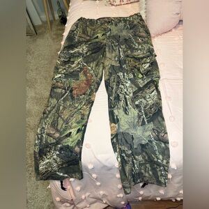 Mossy Oak men’s camouflage pants